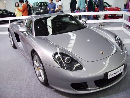 porsche-carrera-gt-0.jpg